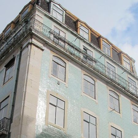 Quarto Com Varanda Na Rua Dos Douradores Лиссабон Экстерьер фото